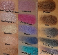 Urban Decay 15th Anniversary Eyeshadow Palette - Изображение #2, Объявление #632453