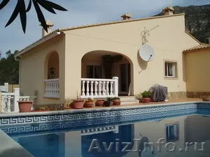 4-комнатный дом с гаражом и бассейном в Валенсии - Изображение #1, Объявление #69671