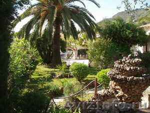 Дом с садом и бассейном в Испании - Изображение #2, Объявление #70005