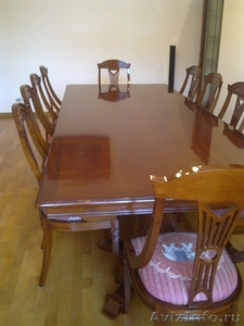 стол и 10 стульев производства испании для гостинной - Изображение #2, Объявление #447425