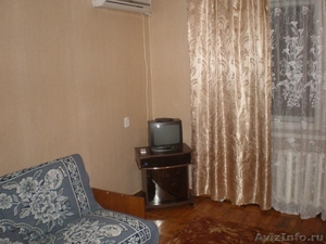 Квартира в Бердянске двухкомнатная посуточно - Изображение #2, Объявление #696075