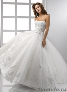 Сан - Патрик на Pronovias свадебное платье на продажу.Очень большие скидки.делае