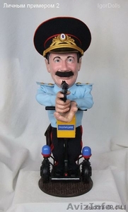 Интерьерная коллекционная кукла полицейский " Личным примером " - Изображение #1, Объявление #1027039