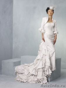 новое свадебное платье из коллекции английского дизайнера - Изображение #1, Объявление #1040452