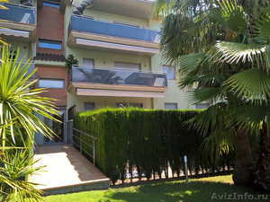 Новые квартиры в комплексе с бассейном на побережье Коста Дорада - Изображение #2, Объявление #1449137