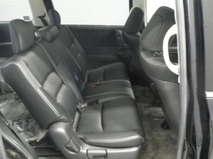 Минивэн 4WD 8 мест Honda Odyssey кузов RC2 пятого поколения Absolute EX - Изображение #7, Объявление #1658427