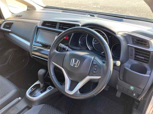 Хэтчбек Honda Fit кузов GK5 модификация 15X L Package гв 2013 - Изображение #3, Объявление #1720991