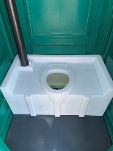 Туалетные кабины (биотуалеты) б/у: для дачи, стройки - Изображение #2, Объявление #1730251