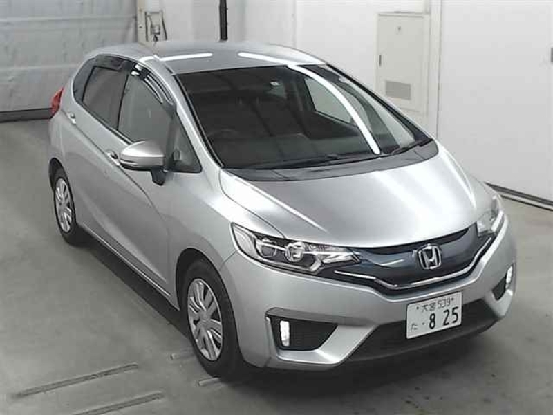 Хэтчбек Honda Fit кузов GK5 модификация 15X L Package гв 2013 - Изображение #1, Объявление #1720991